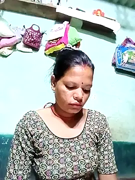Snapshot of Sapna_ji45 chatting on 09/28/25, 10:59 Sapna ji45 online show from 09/28/25, 10:59