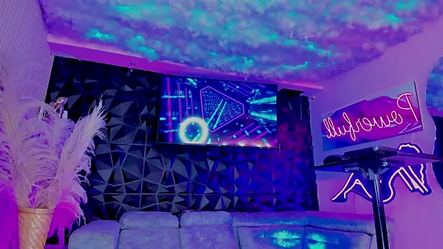 Snapshot of Naomy_Alvaradoo chatting on 10/21/25, 07:25 Naomy Alvaradoo online show from 10/21/25, 07:25