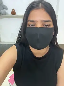 Snapshot of Sex_Queen_aaraya chatting on 05/25/26, 10:32 Sex Queen aaraya online show from 05/25/26, 10:32