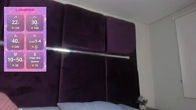 Noah Rossi  online show from 09/09/25, 04:34