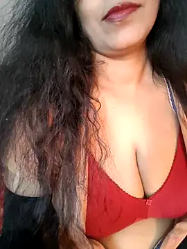 Deepa Sharma143 online show from 02/03/26, 06:22