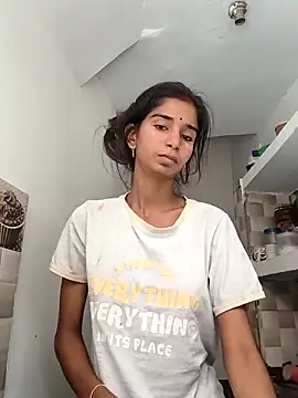 Snapshot of Hot-Soniya2 chatting on 09/12/25, 05:07 Hot-Soniya2 online show from 09/12/25, 05:07