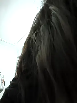 Snapshot of Hot-Soniya2 chatting on 10/03/25, 04:48 Hot-Soniya2 online show from 10/03/25, 04:48