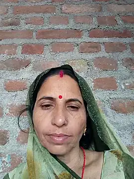 Snapshot of Hot_liya54 chatting on 09/19/25, 01:40 Hot liya54 online show from 09/19/25, 01:40