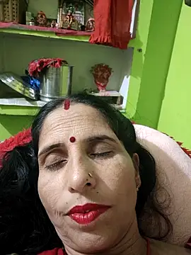 Snapshot of Hot_liya54 chatting on 10/04/25, 06:50 Hot liya54 online show from 10/04/25, 06:50
