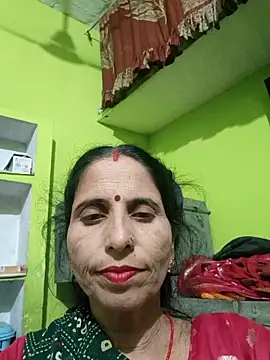 Snapshot of Hot_liya54 chatting on 10/07/25, 04:59 Hot liya54 online show from 10/07/25, 04:59
