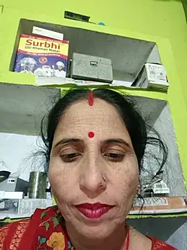 Snapshot of Hot_liya54 chatting on 10/14/25, 05:14 Hot liya54 online show from 10/14/25, 05:14
