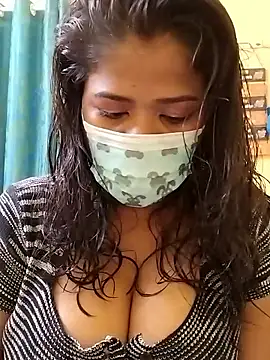 Snapshot of HAANNIAA chatting on 09/14/25, 03:55 HAANNIAA online show from 09/14/25, 03:55