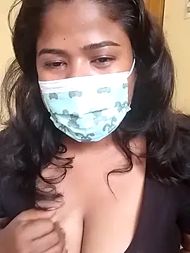 Snapshot of HAANNIAA chatting on 09/15/25, 10:48 HAANNIAA online show from 09/15/25, 10:48