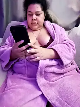 xlatinastar online show from 09/08/25, 05:56