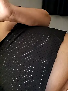 xlatinastar online show from 11/12/25, 12:55