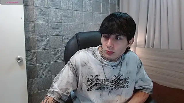 Iantwink18 online show from 01/09/26, 06:16