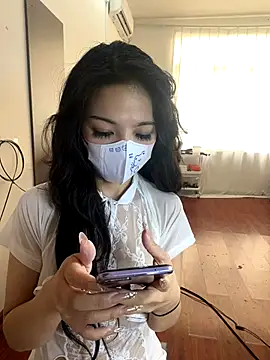 xiongmaobb online show from 10/16/25, 04:57