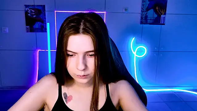 AliceCUNTach online show from 10/02/25, 05:14