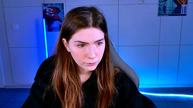 AliceCUNTach online show from 10/31/25, 05:08