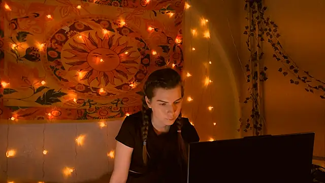 AliceCUNTach online show from 02/04/26, 05:02