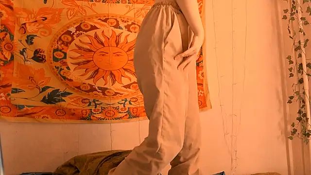 AliceCUNTach online show from 04/22/26, 05:10