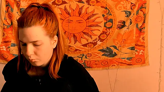 Snapshot of AliceCUNTach chatting on 06/27/26, 06:07 AliceCUNTach online show from 06/27/26, 06:07