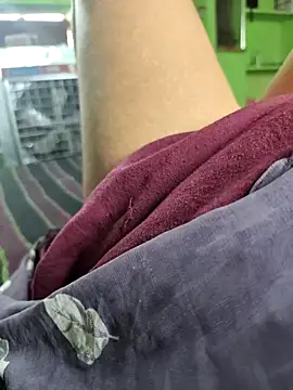 Snapshot of Hot_lali_555 chatting on 10/13/25, 08:58 Hot lali 555 online show from 10/13/25, 08:58