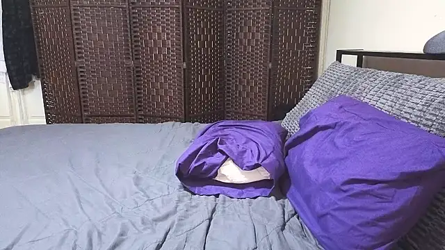 aussiepeaches online show from 09/12/25, 02:22