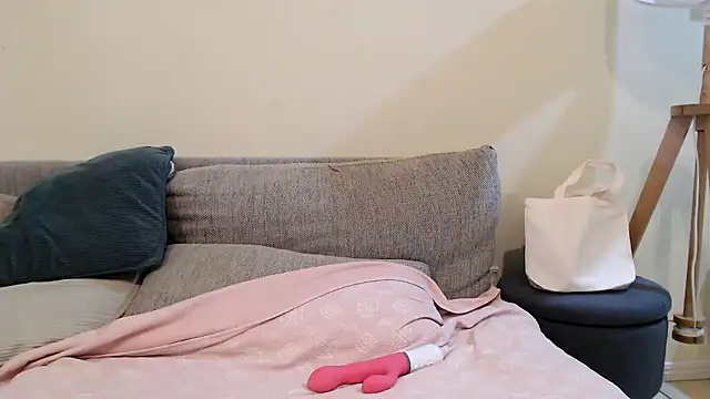 aussiepeaches online show from 01/17/26, 01:43