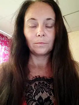 Snapshot of MerelinMILf chatting on 10/13/25, 07:19 MerelinMILf online show from 10/13/25, 07:19