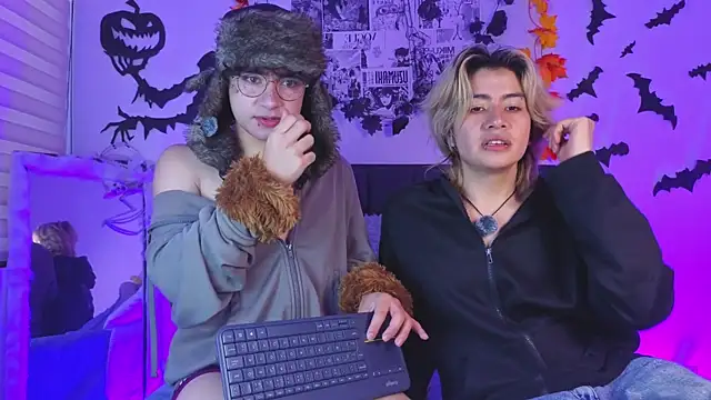 Vamps Lovers online show from 10/24/25, 01:18