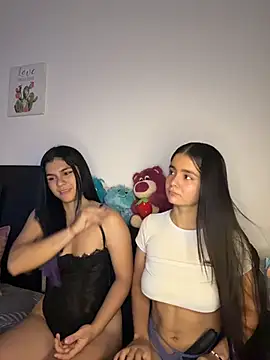 Ashley and Zoe online show from 05/18/26, 02:23