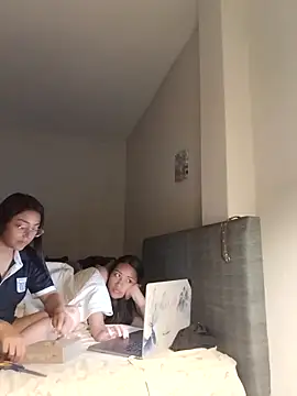 Snapshot of Venuxx chatting on 11/20/25, 03:28 Venuxx online show from 11/20/25, 03:28