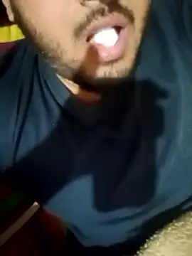 Snapshot of Mahabteegg chatting on 01/14/26, 05:18 Mahabteegg online show from 01/14/26, 05:18