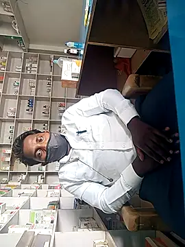 Snapshot of blackdick44 chatting on 09/29/25, 08:19 blackdick44 online show from 09/29/25, 08:19