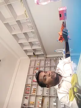 Snapshot of blackdick44 chatting on 10/29/25, 09:00 blackdick44 online show from 10/29/25, 09:00