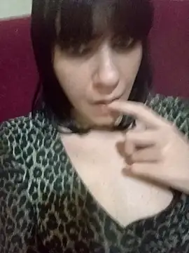 Snapshot of Lea9816 chatting on 10/30/25, 02:46 Lea9816 online show from 10/30/25, 02:46