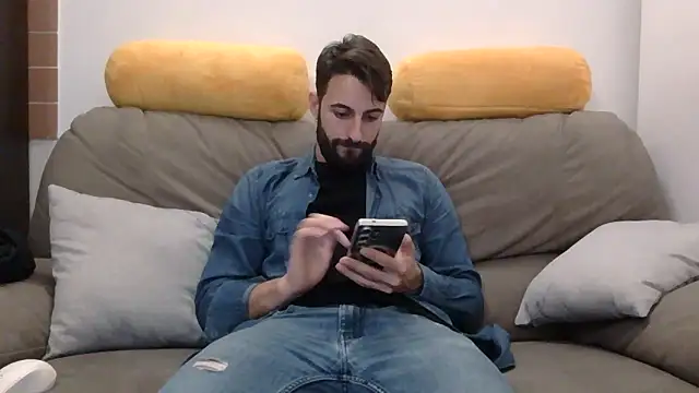 Amicisegreti online show from 03/14/26, 08:36