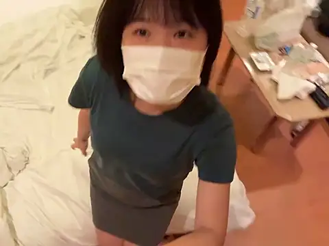 Snapshot of hikiwarinatto_xoxo chatting on 10/08/25, 01:09 hikiwarinatto xoxo online show from 10/08/25, 01:09