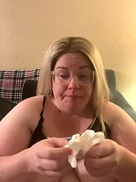 sexymommy1988 online show from 09/30/25, 05:34