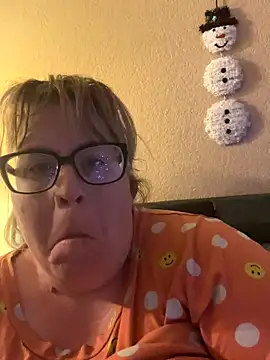 sexymommy1988 online show from 12/03/25, 04:53