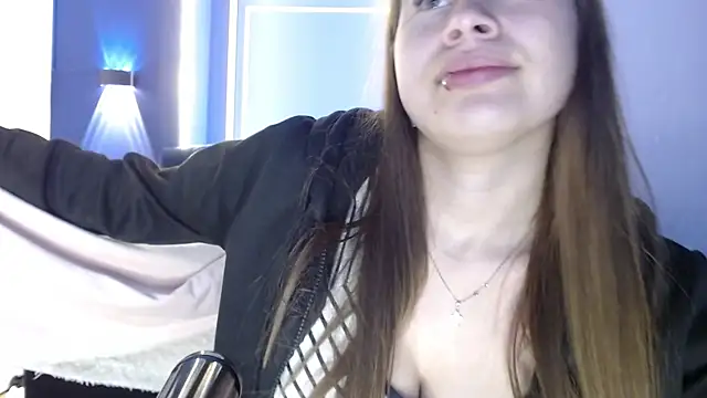 Snapshot of Olivia11_ chatting on 09/29/25, 12:10 Olivia11  online show from 09/29/25, 12:10