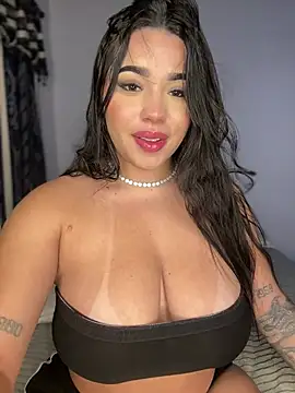 SofiaWildee online show from 04/18/26, 02:15