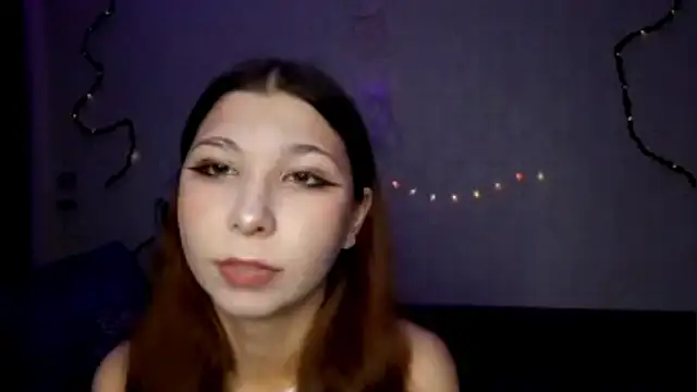 MiaamaLoveLyslt online show from 09/18/25, 04:09