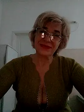 52MiaLove02 online show from 11/27/25, 05:42