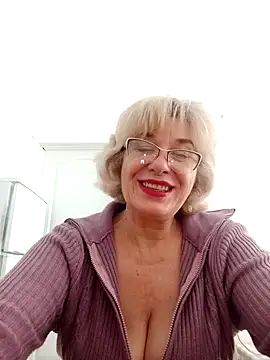 52MiaLove02 online show from 12/22/25, 10:45