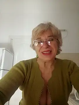 52MiaLove02 online show from 01/06/26, 05:33