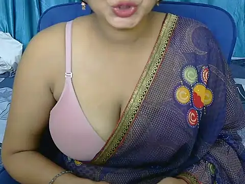 Snapshot of priya-kumari22 chatting on 09/21/25, 05:20 priya-kumari22 online show from 09/21/25, 05:20