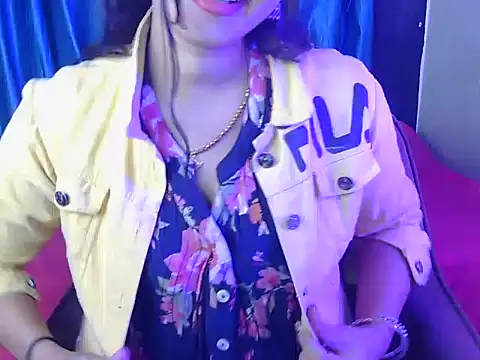 Snapshot of priya-kumari22 chatting on 12/14/25, 04:51 priya-kumari22 online show from 12/14/25, 04:51