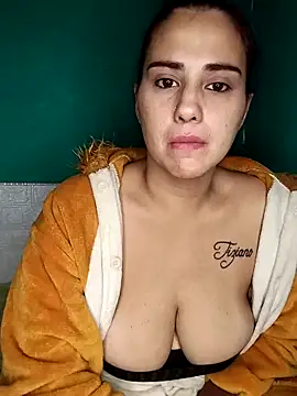 kariciasecreta online show from 04/08/26, 09:42