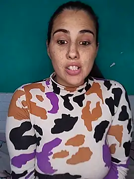 Snapshot of kariciasecreta chatting on 05/24/26, 07:08 kariciasecreta online show from 05/24/26, 07:08