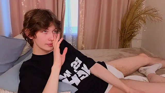  Den1s  online show from 02/10/26, 12:53