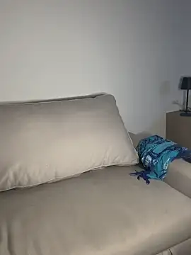 x deluLuz x online show from 11/23/25, 12:54