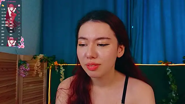 JenniferGlover online show from 11/14/25, 08:24